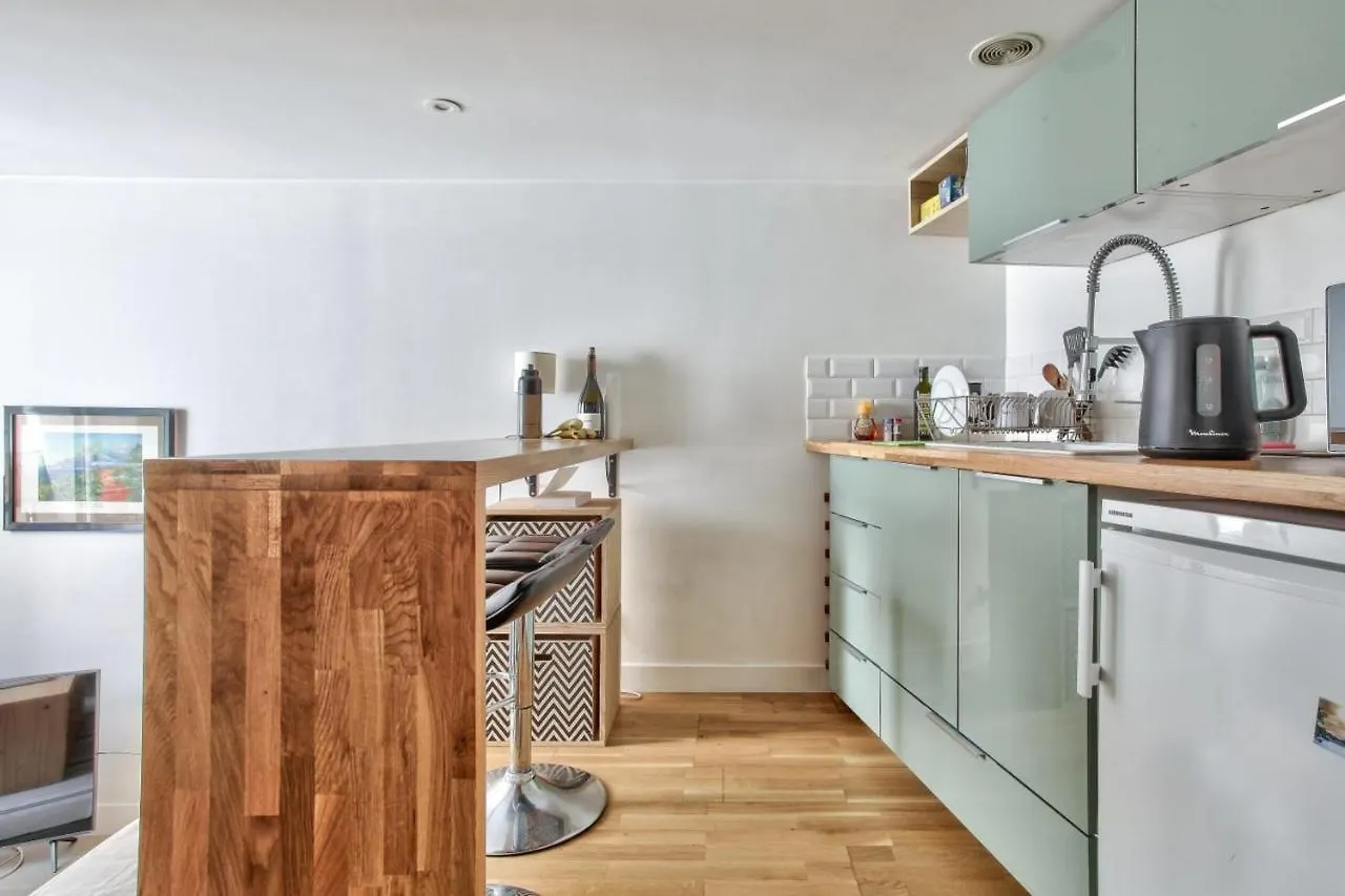 Pleasant Parisian Studio Apartment France